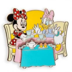 Disney Minnie Mouse And Daisy Duck Pin